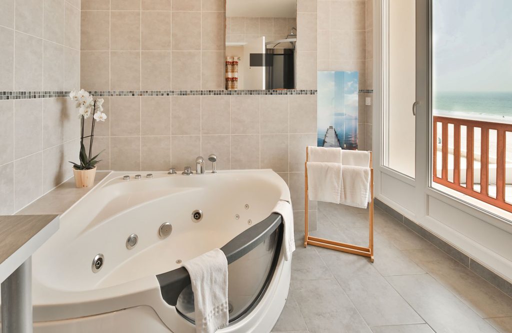 hotel-de-la-plage-hossegor—salle-de-bain-1024