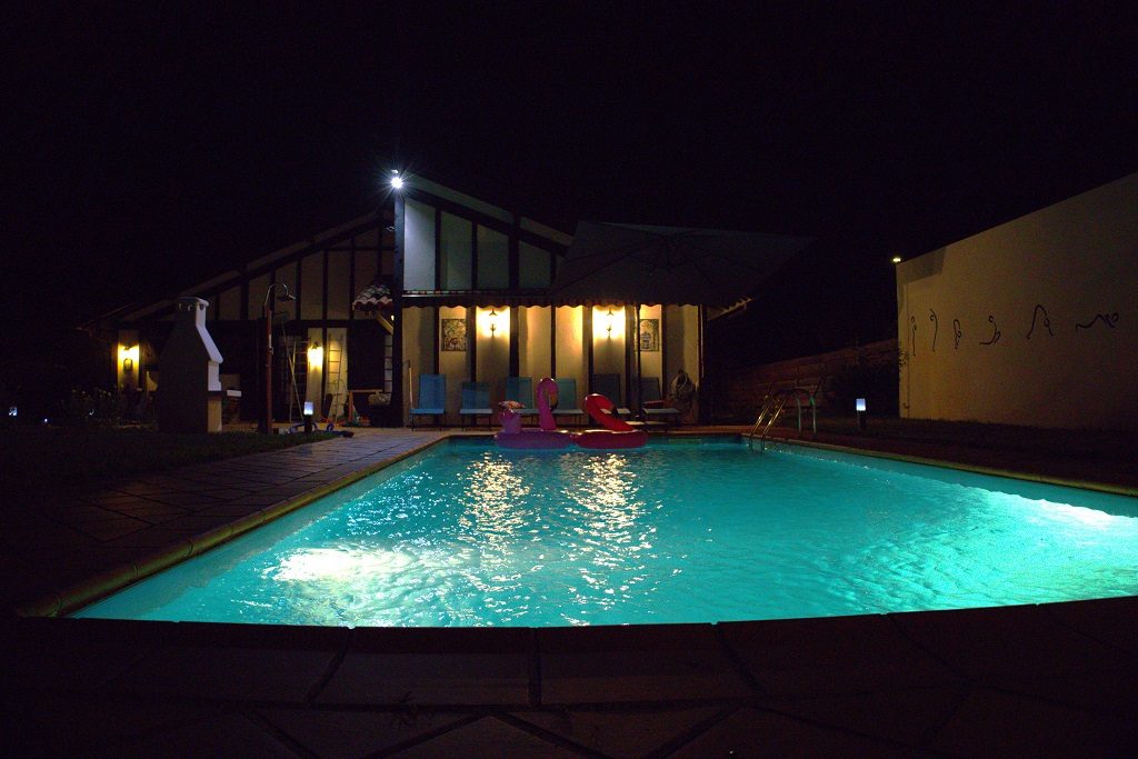 piscine nuit 1